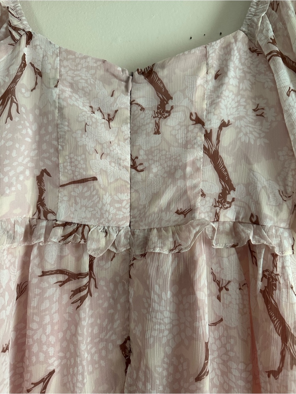Selfie Leslie • Kirra Puff Sleeve Ruched Bodice Dress Botanic Print Pink - Picture 10 of 10